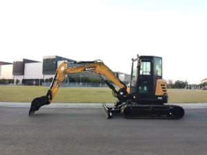 Escavadeira SANY SY50U